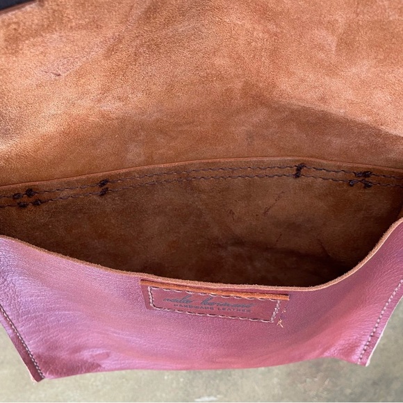100% natural leather 100% Handmade